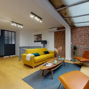 Superbe Loft Avec Patio - Tour Eiffel Paris