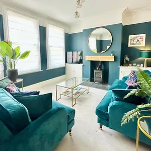 Montrose House Holiday home York